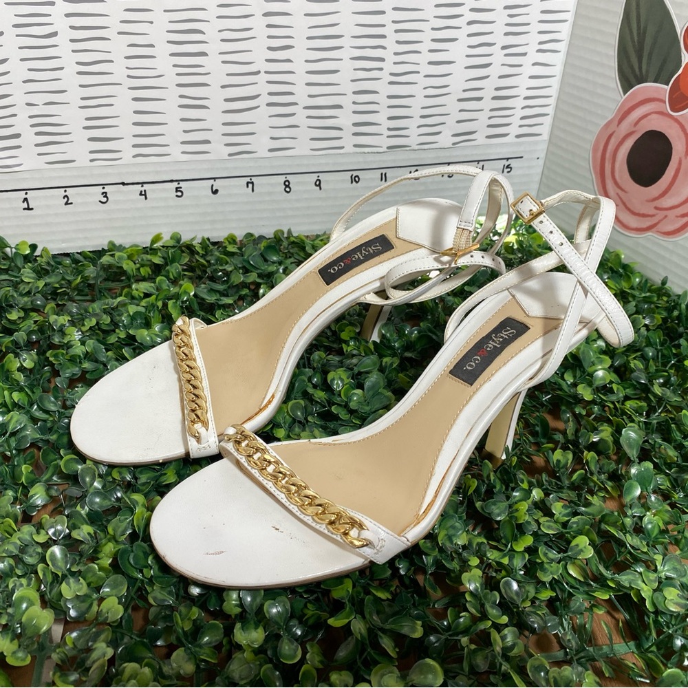 Style & Co. White Open-Toe Heels with Gold Chain Accent